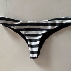 Moana Bikini - vintage/rare Black and White Striped Reversible Bikini Bottom